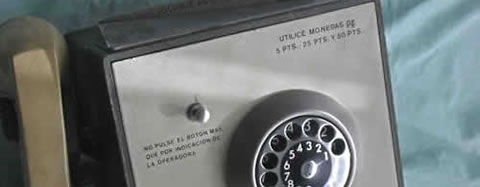 Cabina de teléfonos de los años 60